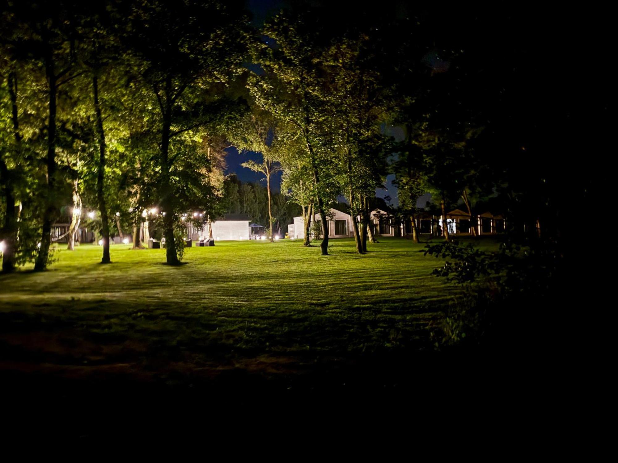 Lumi Resort Domki Letniskowe Z Podgrzewanym Basenem Rewal Bagian luar foto
