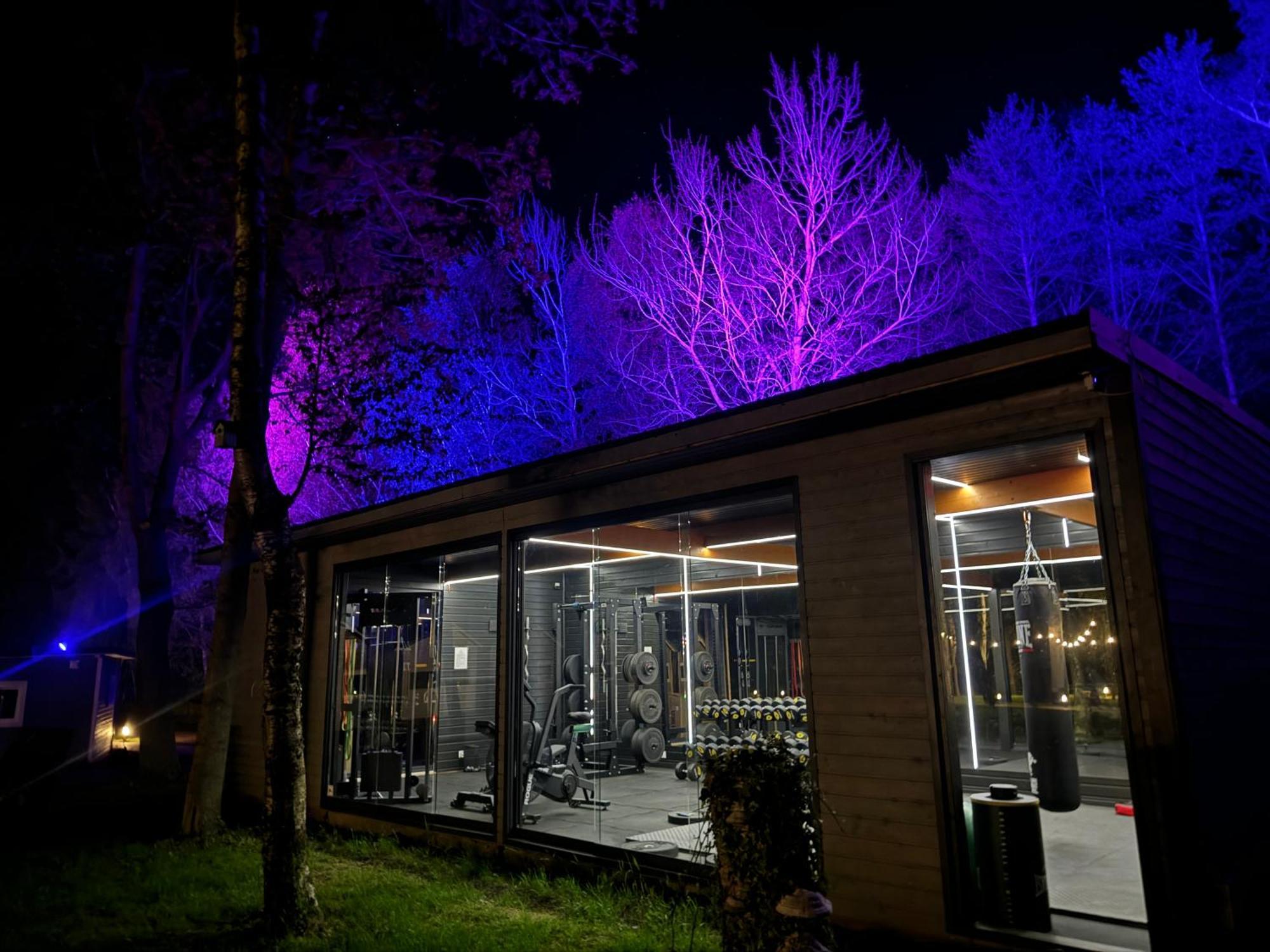 Lumi Resort Domki Letniskowe Z Podgrzewanym Basenem Rewal Bagian luar foto